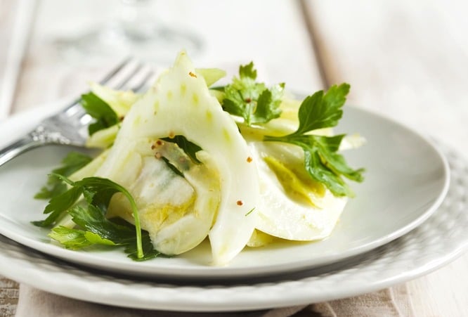 Vegetable salad, fennel and lemon